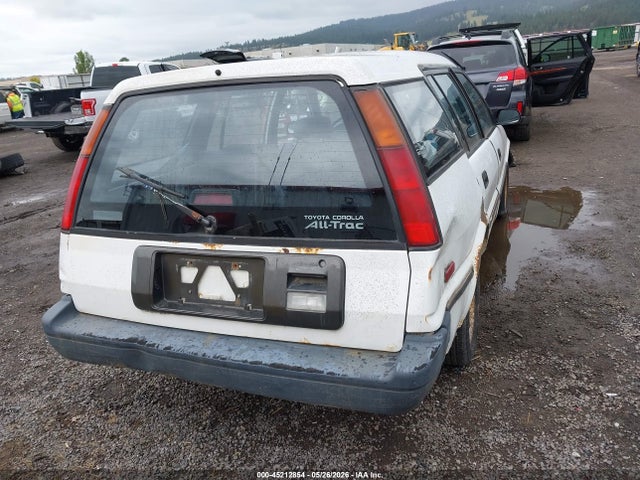 Toyota Corolla Dlx