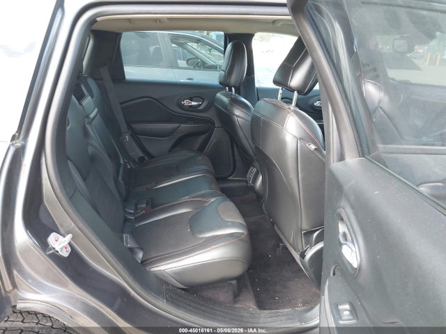 Jeep Cherokee Trailhawk 4x4