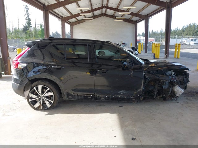 Volvo Xc40 Recharge Pure Electric P8 Twin Plus
