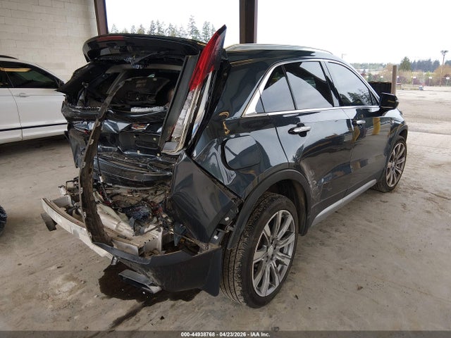 Cadillac XT4 Premium Luxury