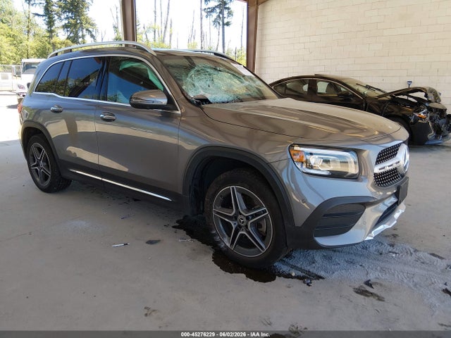Salvage Mercedes-Benz GLB Image