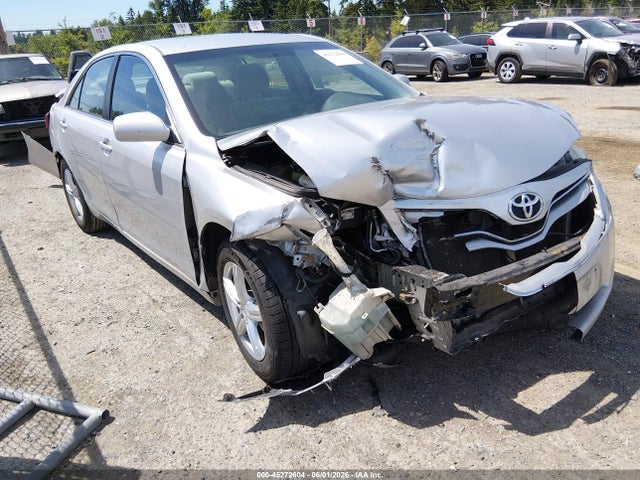 Salvage Toyota Camry Image