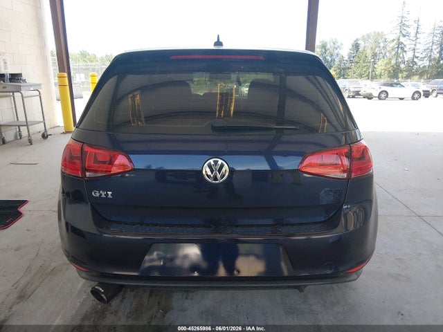 Volkswagen Golf 2.0t S 4-door