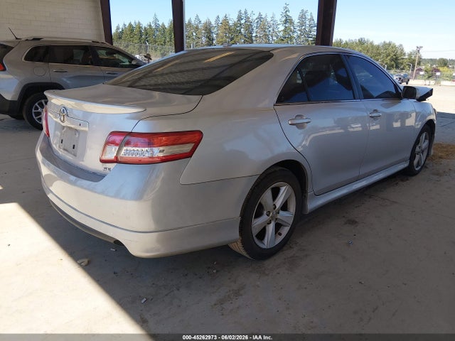 Toyota Camry Se V6