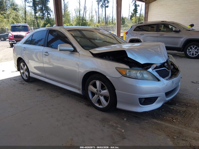 Salvage Toyota Camry Image