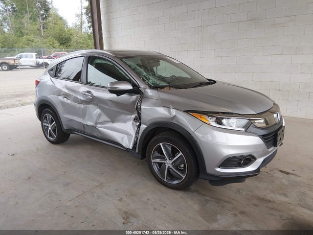 Salvage Honda HR-V Image