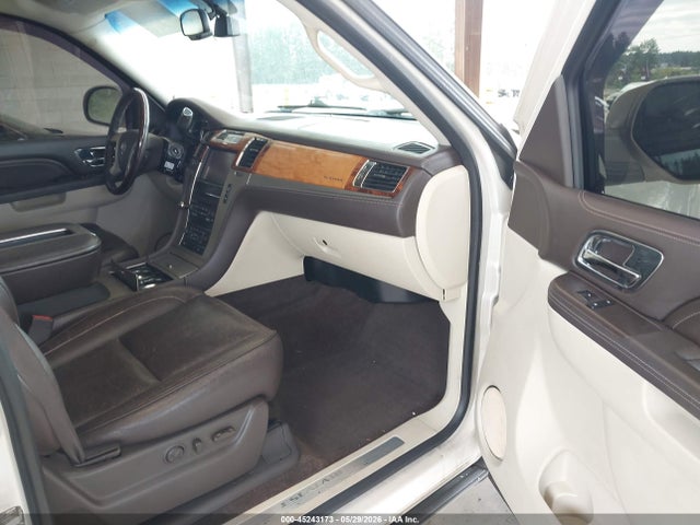 Cadillac Escalade Platinum Edition