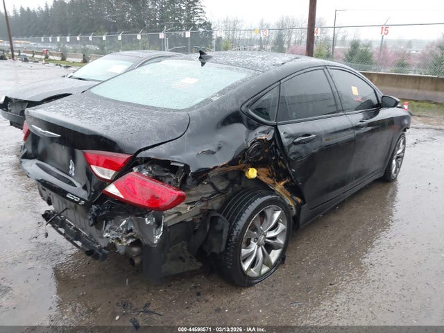 Chrysler 200 S