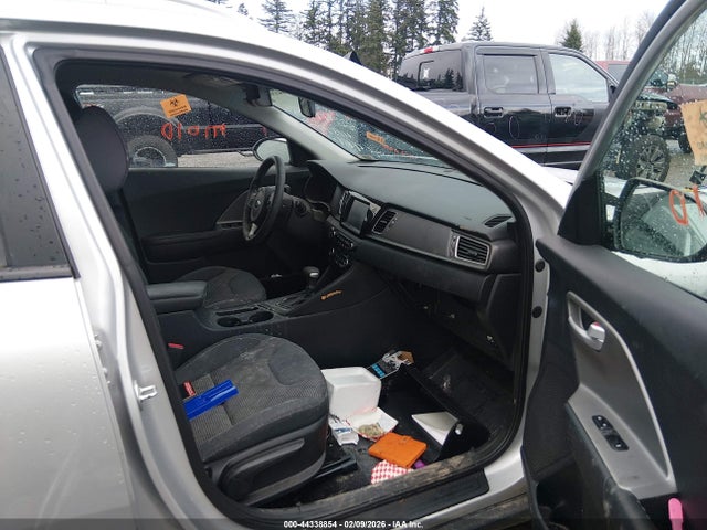 Kia Niro Lx