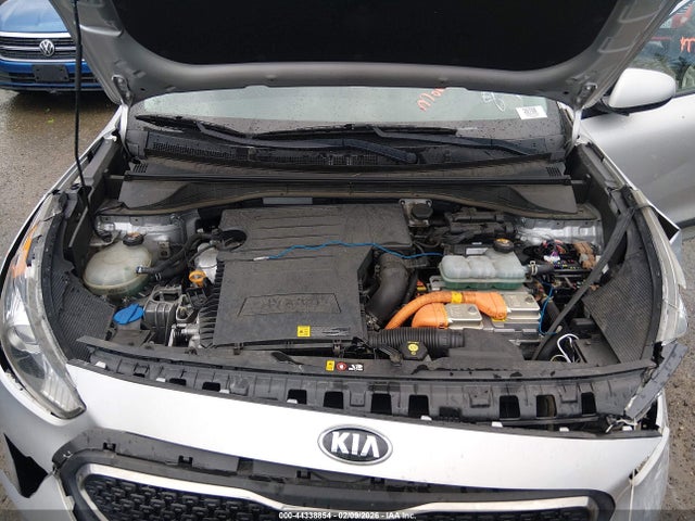 Kia Niro Lx