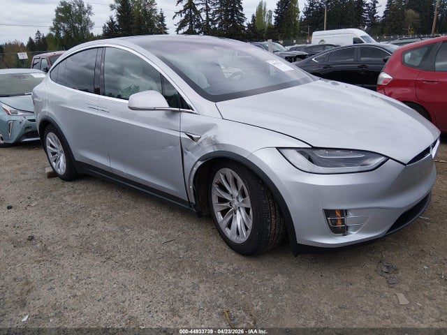 Salvage Tesla Model X Image