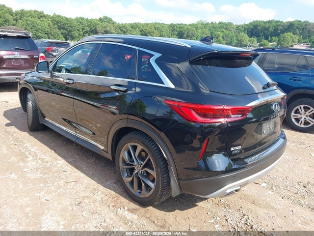 INFINITI Qx Essential