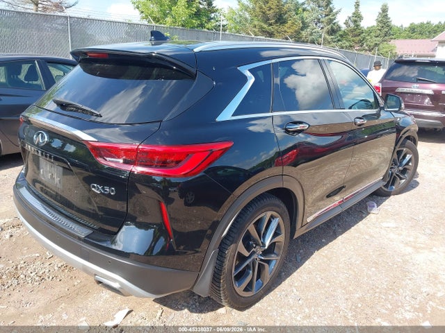 INFINITI Qx Essential