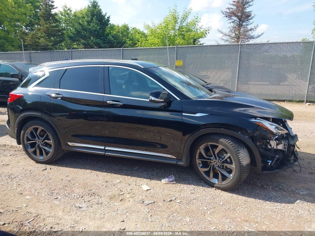 INFINITI Qx Essential