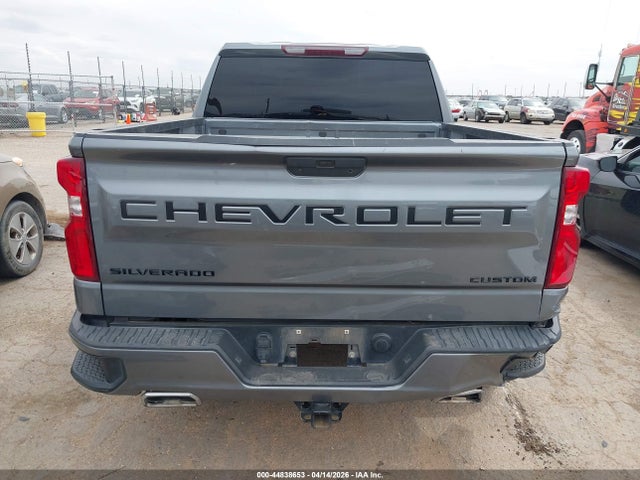 Chevrolet Silverado 1500 2wd  Short Bed Custom