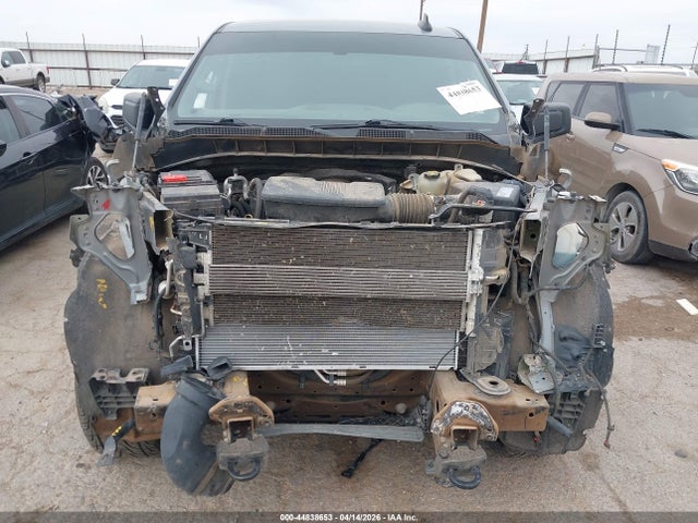 Chevrolet Silverado 1500 2wd  Short Bed Custom