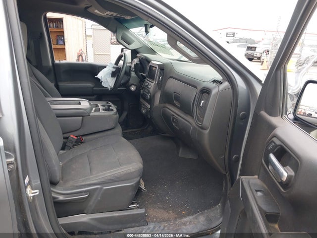 Chevrolet Silverado 1500 2wd  Short Bed Custom