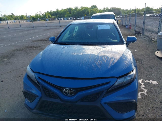 Toyota Camry Se