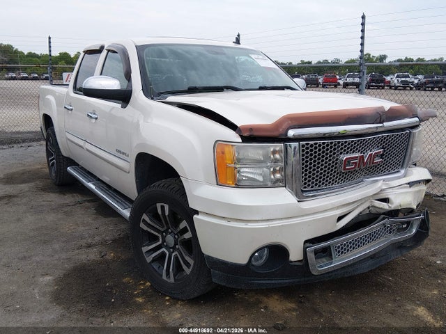 Salvage GMC Sierra 1500 Image