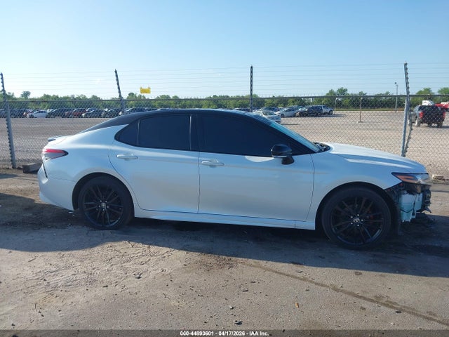 Toyota Camry Xse
