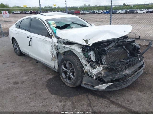 Salvage Honda Accord Image