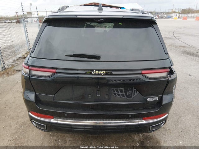 Jeep Grand Cherokee Overland 4x2