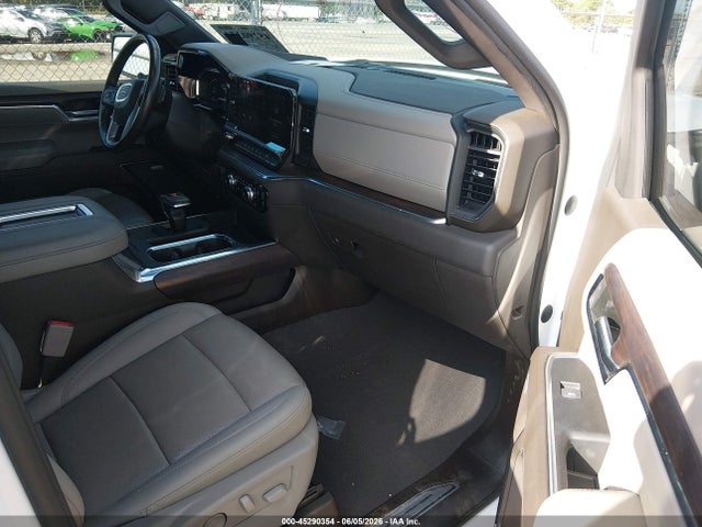 GMC Sierra 1500 2wd  Short Box Slt