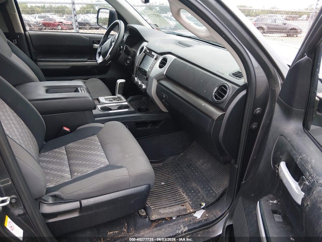 Toyota Tundra Sr5 5.7l V8
