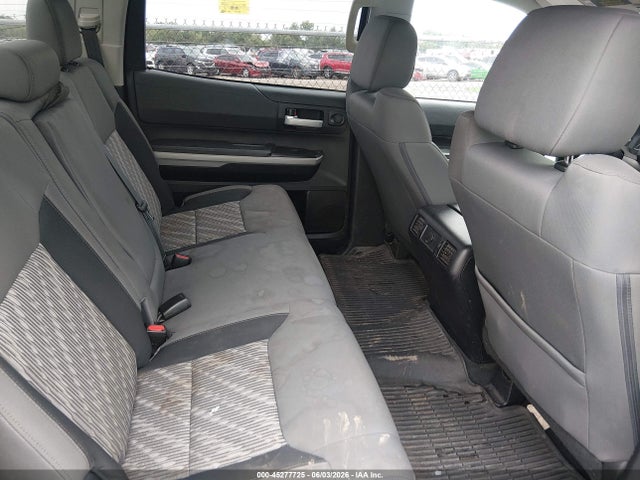 Toyota Tundra Sr5 5.7l V8
