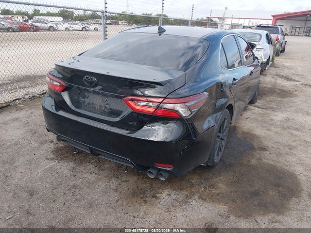 Toyota Camry Se