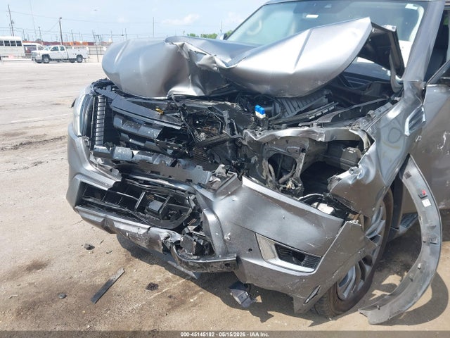 Nissan Armada Platinum 2wd