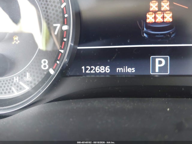 Nissan Armada Platinum 2wd