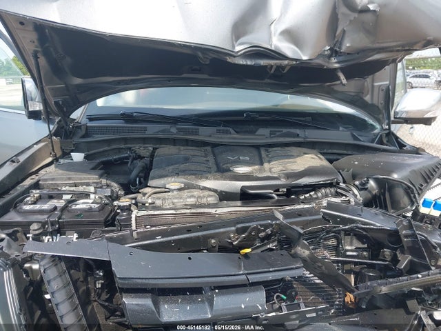 Nissan Armada Platinum 2wd