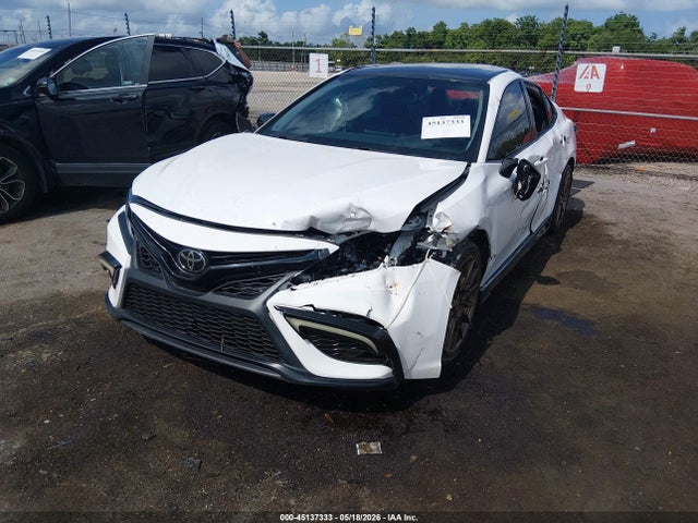 Toyota Camry Se Nightshade Edition Awd