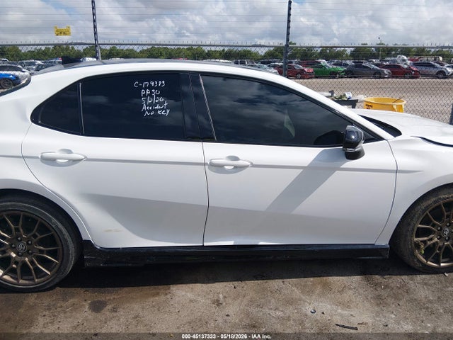 Toyota Camry Se Nightshade Edition Awd