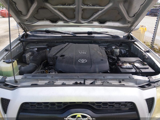 Toyota Tacoma Prerunner V6