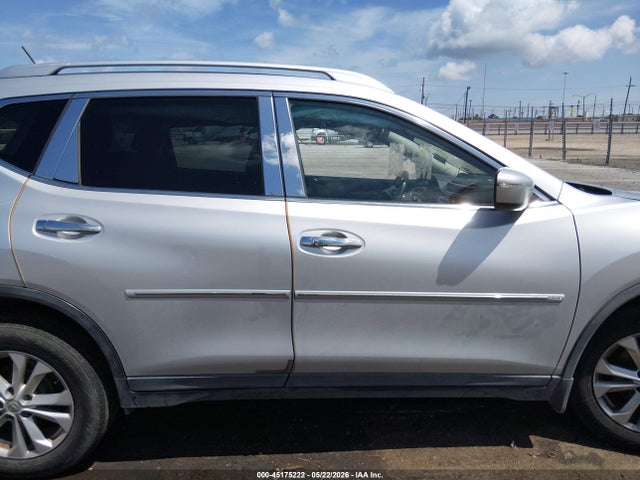 Nissan Rogue Sv