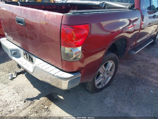 Toyota Tundra Sr5 V8