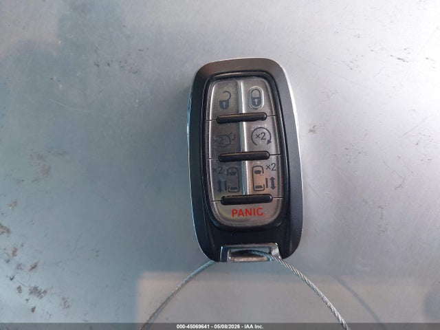 Chrysler Pacifica Touring L Plus