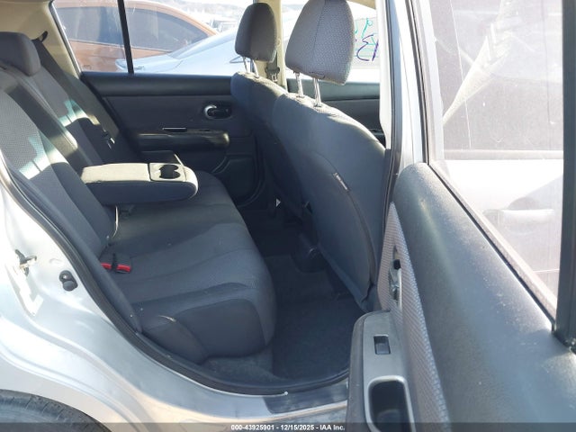 Nissan Versa 1.8sl