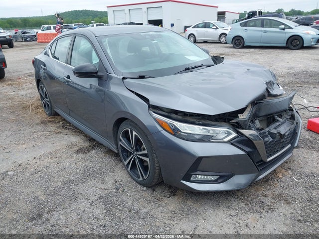 Salvage Nissan Sentra Image