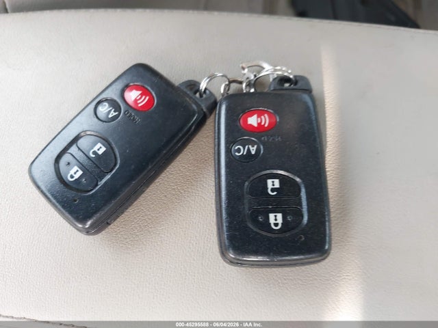 Toyota Prius Iv