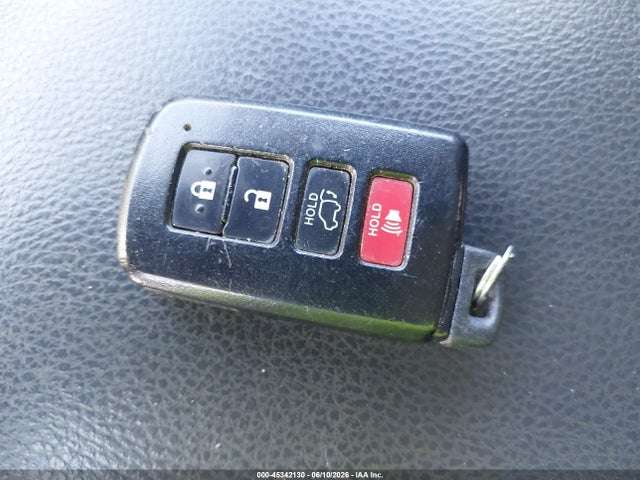 Toyota Highlander Limited V6