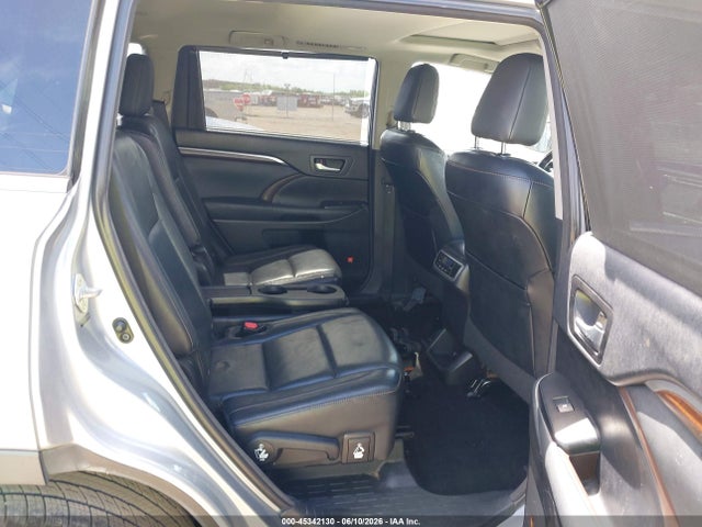 Toyota Highlander Limited V6