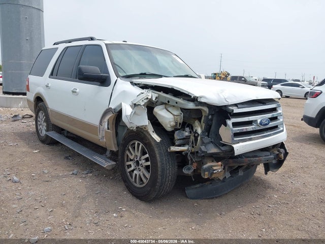 Salvage Ford Expedition Image