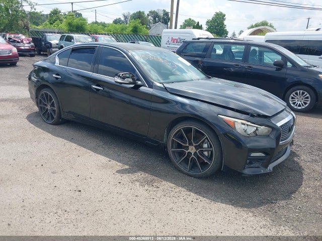 Salvage INFINITI Q50 Image