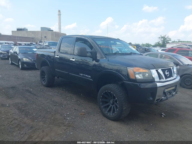 Salvage Nissan Titan Image