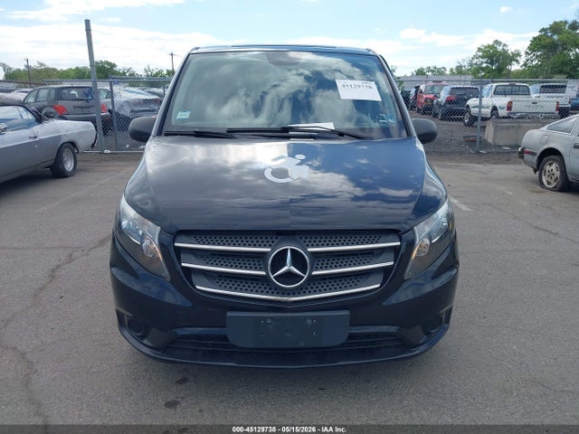 Mercedes-Benz Metris