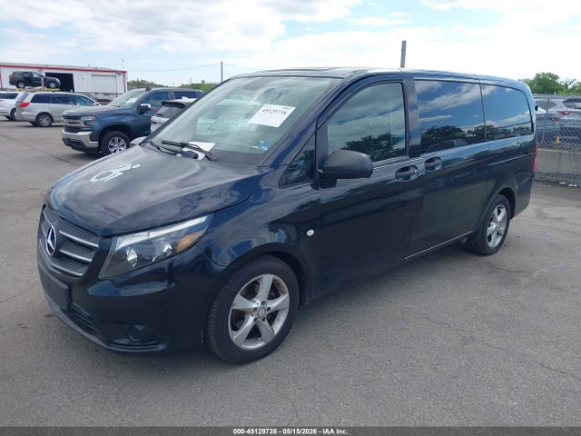 Mercedes-Benz Metris