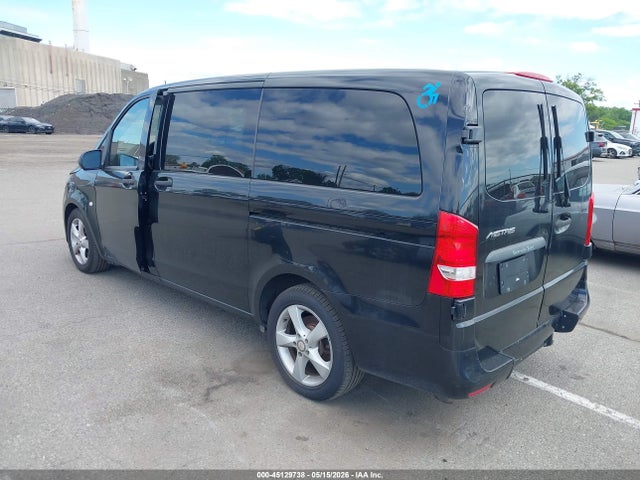 Mercedes-Benz Metris